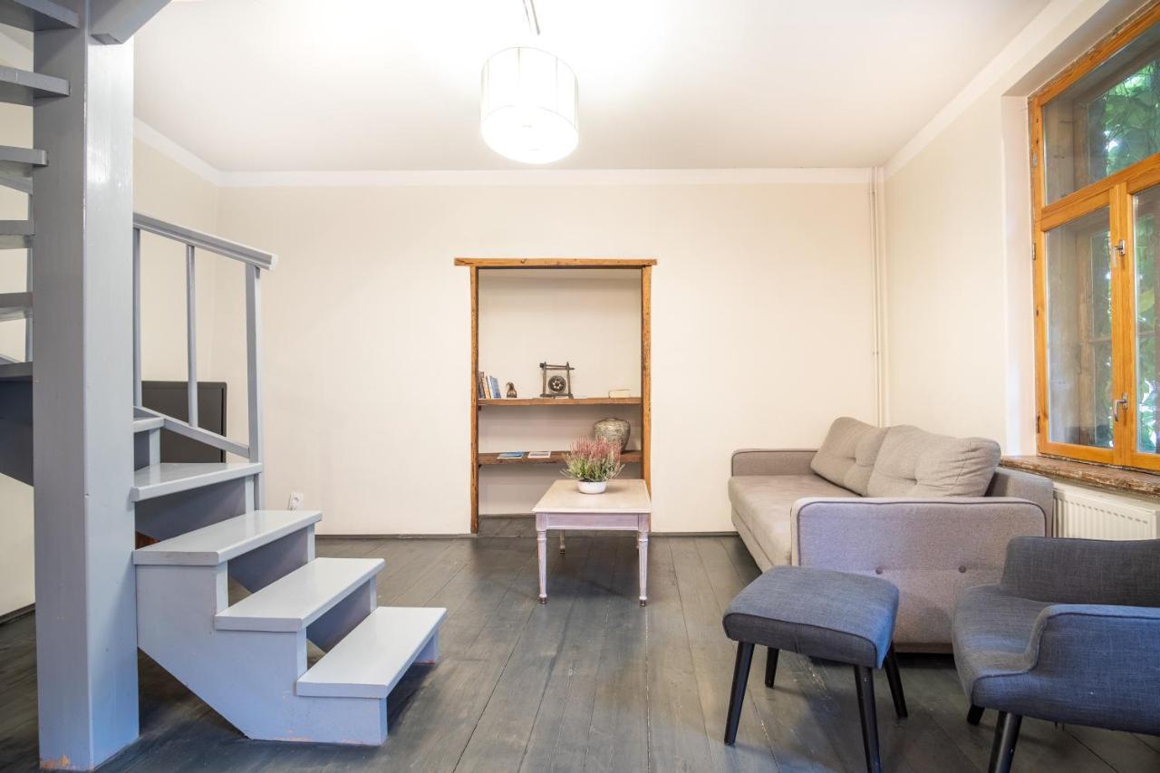Dream Stay - Bright 2-Bedroom 2-Floor Old Town Apartment Tallinn Exterior photo